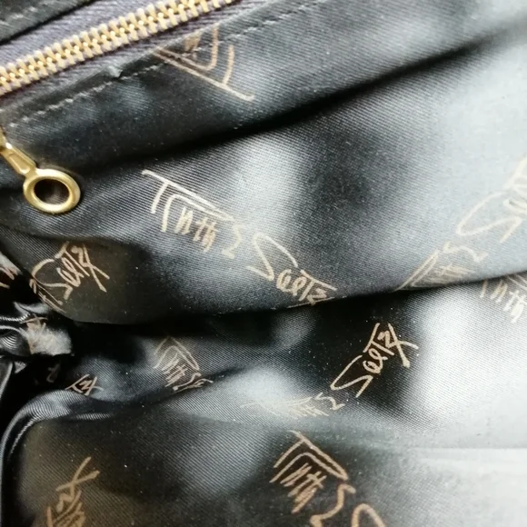 Ruth Saltz Classic Vintage Suede Frame Clutch - Picture 6 of 8